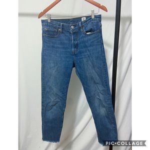 🦋 WOMENS LEVI JEANS 🦋